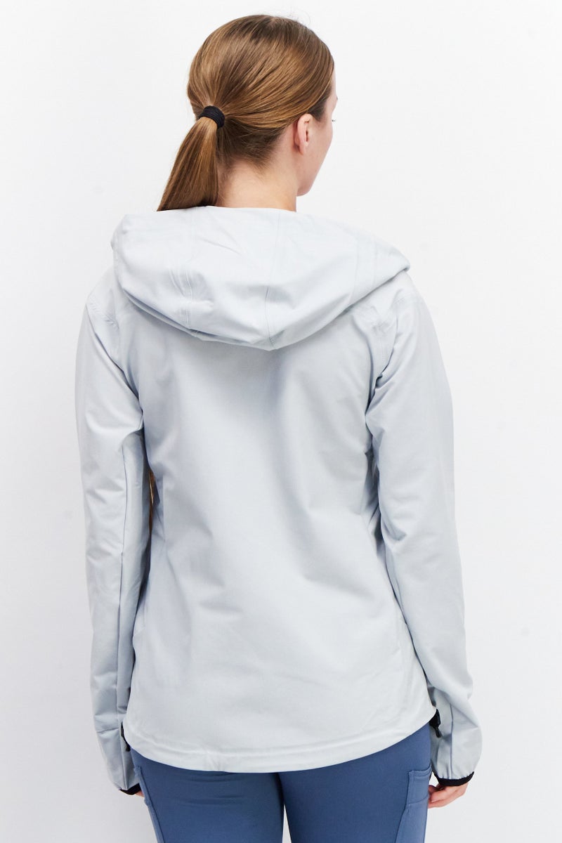 PUMA سويت شيرت رياضي نسائي بغطاء رأس وأكمام طويلة، رمادي بلاتينيوم - Image 2